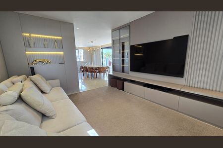 Apartamento à venda com 284m², 4 quartos e 5 vagas Apartamento à venda com 284m², 4 quartos e 5 vagasSala