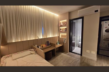 Apartamento à venda com 284m², 4 quartos e 5 vagas Apartamento à venda com 284m², 4 quartos e 5 vagasQuarto