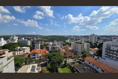 Apartamento à venda com 284m², 4 quartos e 5 vagas Apartamento à venda com 284m², 4 quartos e 5 vagasVista