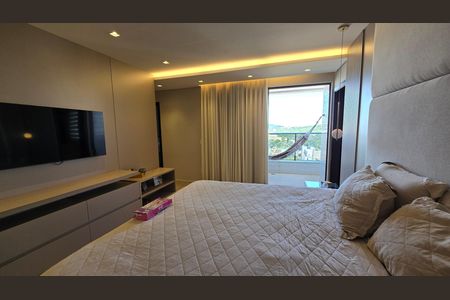 Apartamento à venda com 284m², 4 quartos e 5 vagas Apartamento à venda com 284m², 4 quartos e 5 vagasQuarto