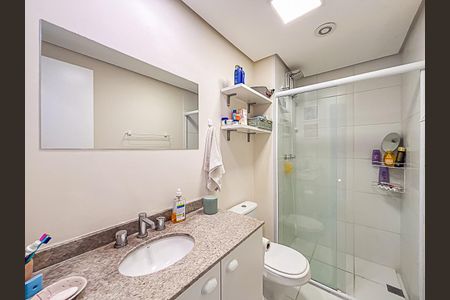 Banheiro  de apartamento à venda com 1 quarto, 51m² em Barra Funda, São Paulo