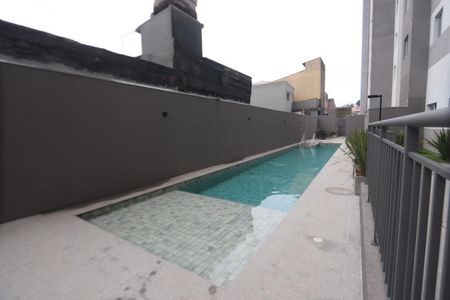Apartamento para alugar com 32m², 2 quartos e sem vagaÁrea comum - Piscina