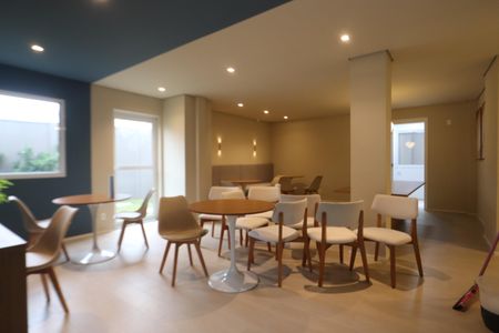 Apartamento para alugar com 32m², 2 quartos e sem vagaÁrea comum - Salão de festas