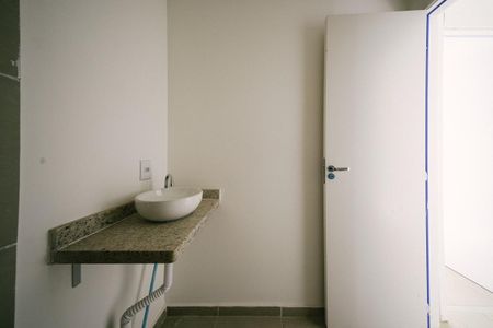 Apartamento para alugar com 42m², 2 quartos e sem vagaBanheiro