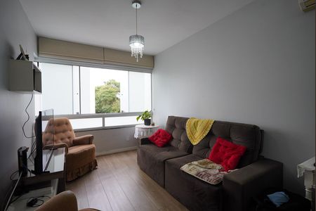Sala de apartamento à venda com 3 quartos, 67m² em Cavalhada, Porto Alegre