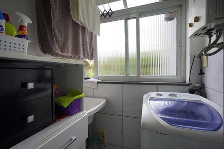 Apartamento à venda com 67m², 3 quartos e 1 vaga Apartamento à venda com 67m², 3 quartos e 1 vagaCozinha e Área de Serviço