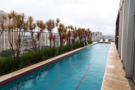 Apartamento para alugar com 39m², 1 quarto e 1 vaga Apartamento para alugar com 39m², 1 quarto e 1 vagaÁrea comum - Piscina
