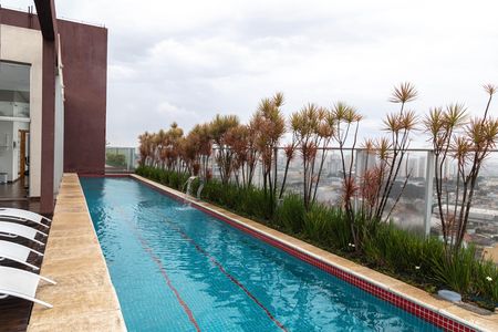 Apartamento para alugar com 39m², 1 quarto e 1 vaga Apartamento para alugar com 39m², 1 quarto e 1 vagaÁrea comum - Piscina