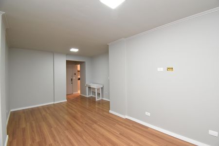 Apartamento para alugar com 71m², 2 quartos e 1 vagaSala
