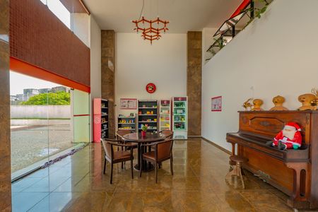 Apartamento para alugar com 36m², 1 quarto e 1 vaga Apartamento para alugar com 36m², 1 quarto e 1 vagaHall/market 24h