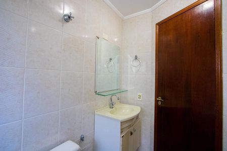 Apartamento à venda com 68m², 2 quartos e 1 vaga Apartamento à venda com 68m², 2 quartos e 1 vagaBanheiro do quarto 1