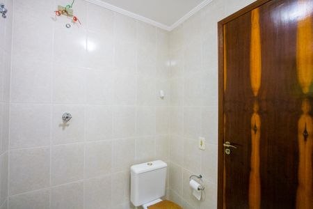 Apartamento à venda com 68m², 2 quartos e 1 vaga Apartamento à venda com 68m², 2 quartos e 1 vagaBanheiro social