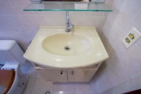 Apartamento à venda com 68m², 2 quartos e 1 vaga Apartamento à venda com 68m², 2 quartos e 1 vagaBanheiro do quarto 1