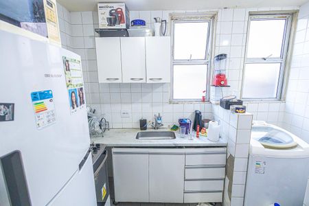 Apartamento à venda com 56m², 2 quartos e 1 vaga Apartamento à venda com 56m², 2 quartos e 1 vagaCozinha
