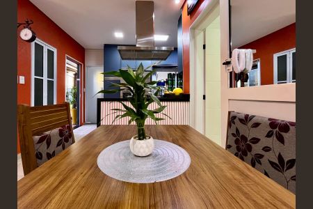 Sala de casa à venda com 2 quartos, 250m² em Jardim Dom Nery, Campinas