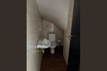 Banheiro de casa para alugar com 4 quartos, 150m² em Vila Santa Isabel, São Paulo
