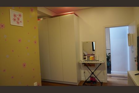 Casa de condomínio à venda com 407m², 4 quartos e 6 vagasSuíte 4