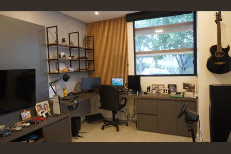 Casa de condomínio à venda com 407m², 4 quartos e 6 vagasEscritório