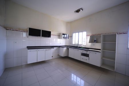 Cozinha de casa para alugar com 4 quartos, 250m² em Vila Paranagua, São Paulo