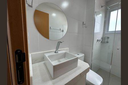 Apartamento para alugar com 73m², 3 quartos e 1 vaga Apartamento para alugar com 73m², 3 quartos e 1 vagaBanheiro Corredor