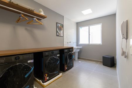 Studio para alugar com 18m², 1 quarto e sem vaga Studio para alugar com 18m², 1 quarto e sem vagaLavanderia