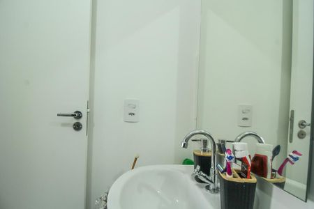 Apartamento para alugar com 38m², 2 quartos e sem vagaBanheiro