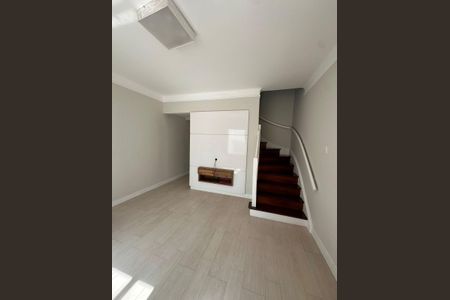 Sala de casa à venda com 3 quartos, 177m² em Jardim Nova Petropolis, São Bernardo do Campo