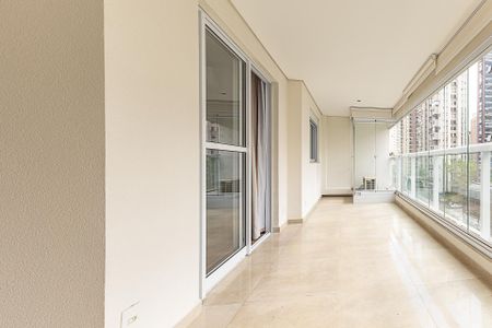 Varanda de apartamento à venda com 1 quarto, 48m² em Indianópolis, São Paulo