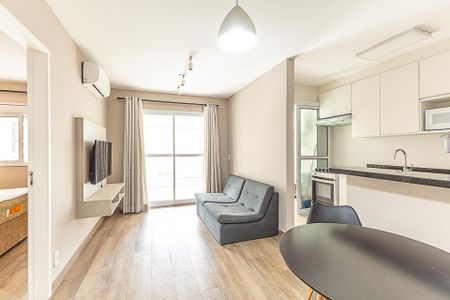 Sala de apartamento à venda com 1 quarto, 48m² em Indianópolis, São Paulo