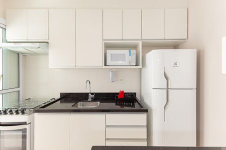 Cozinha de apartamento à venda com 1 quarto, 48m² em Indianópolis, São Paulo
