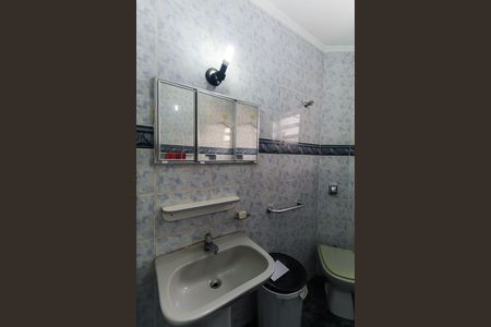 Casa à venda com 136m², 2 quartos e 3 vagas Casa à venda com 136m², 2 quartos e 3 vagasBanheiro 2