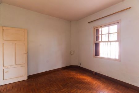 Casa à venda com 136m², 2 quartos e 3 vagas Casa à venda com 136m², 2 quartos e 3 vagasQuarto 2