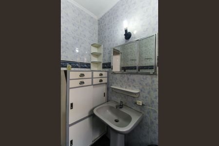 Casa à venda com 136m², 2 quartos e 3 vagas Casa à venda com 136m², 2 quartos e 3 vagasBanheiro 2