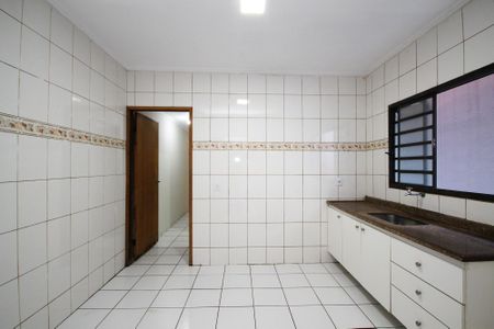 Casa para alugar com 90m², 3 quartos e sem vagaCozinha