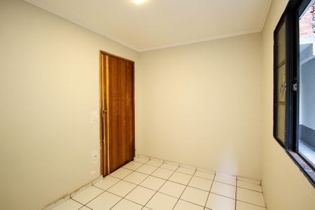 Casa para alugar com 90m², 3 quartos e sem vagaQuarto 2
