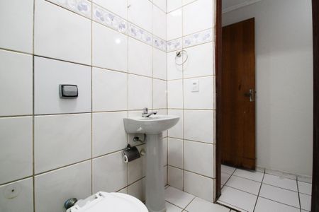 Casa para alugar com 90m², 3 quartos e sem vagaBanheiro