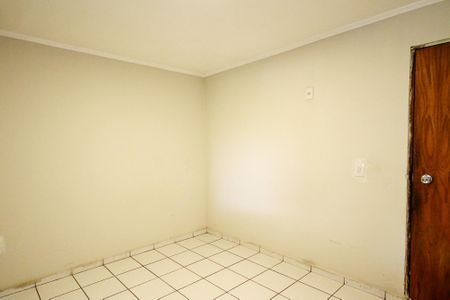 Quarto 1 de casa para alugar com 3 quartos, 90m² em Parque Jandaia, Carapicuíba