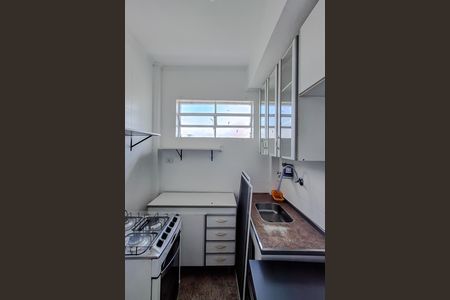 Cozinha de kitnet/studio à venda com 1 quarto, 30m² em Sé, São Paulo