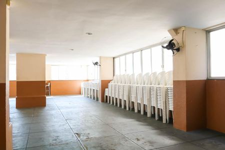Apartamento à venda com 95m², 3 quartos e 1 vaga Apartamento à venda com 95m², 3 quartos e 1 vagaSalão de festas