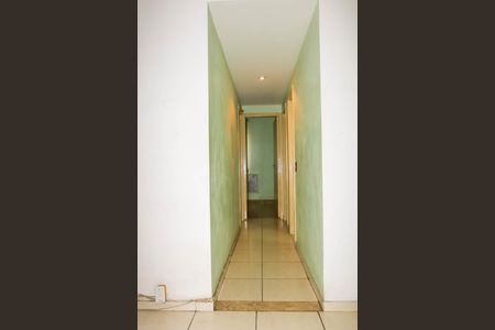 Apartamento à venda com 95m², 3 quartos e 1 vaga Apartamento à venda com 95m², 3 quartos e 1 vagaCorredor