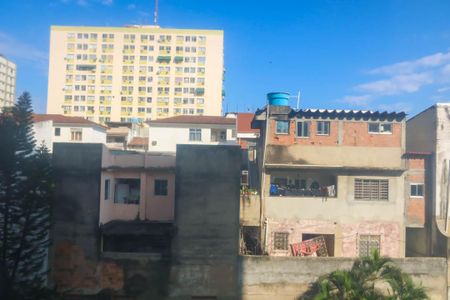 Apartamento à venda com 95m², 3 quartos e 1 vaga Apartamento à venda com 95m², 3 quartos e 1 vagaVista do Quarto 2