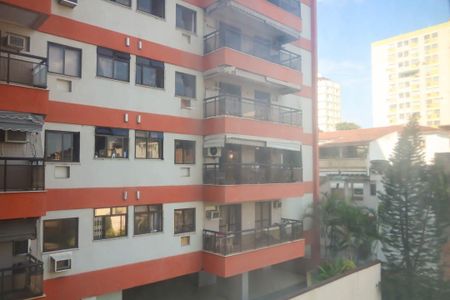 Apartamento à venda com 95m², 3 quartos e 1 vaga Apartamento à venda com 95m², 3 quartos e 1 vagaVista do Quarto 3