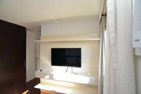 Apartamento para alugar com 110m², 3 quartos e 3 vagas Apartamento para alugar com 110m², 3 quartos e 3 vagasSuíte