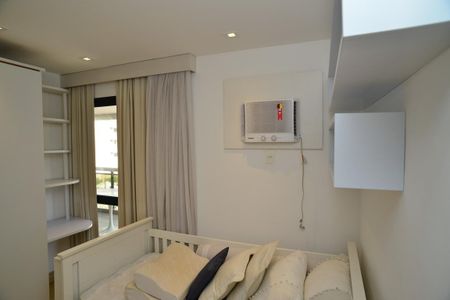 Apartamento para alugar com 110m², 3 quartos e 3 vagas Apartamento para alugar com 110m², 3 quartos e 3 vagasQuarto