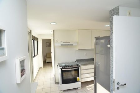 Apartamento para alugar com 110m², 3 quartos e 3 vagas Apartamento para alugar com 110m², 3 quartos e 3 vagasCozinha