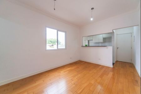 Sala de apartamento para alugar com 2 quartos, 46m² em Parque Industriario, Santo André