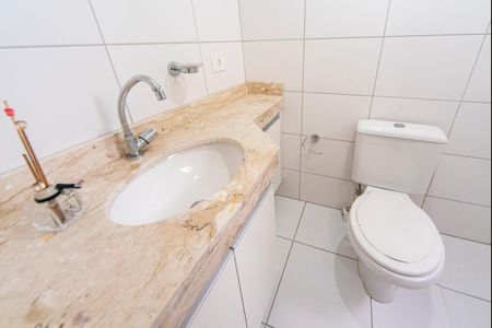 Apartamento para alugar com 46m², 2 quartos e 1 vaga Apartamento para alugar com 46m², 2 quartos e 1 vagaBanheiro
