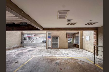 Apartamento para alugar com 46m², 2 quartos e 1 vaga Apartamento para alugar com 46m², 2 quartos e 1 vagaGaragem