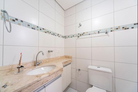 Apartamento para alugar com 46m², 2 quartos e 1 vaga Apartamento para alugar com 46m², 2 quartos e 1 vagaBanheiro