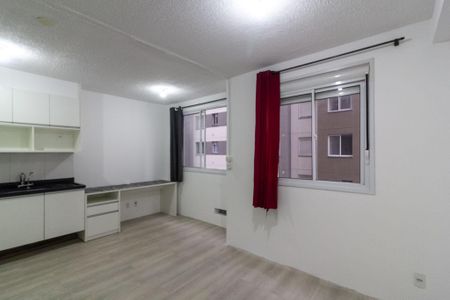 Studio para alugar com 25m², 1 quarto e sem vaga Studio para alugar com 25m², 1 quarto e sem vagaSala e Quarto